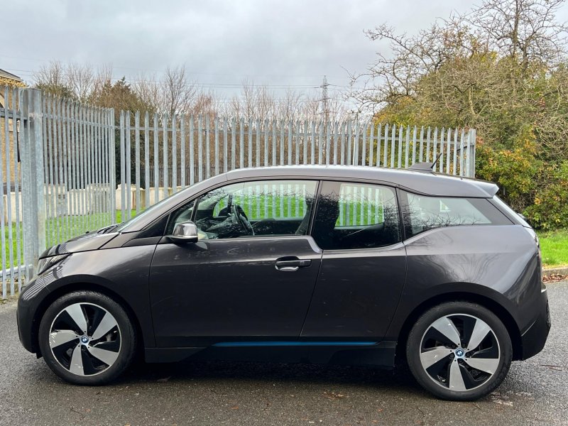 BMW I3